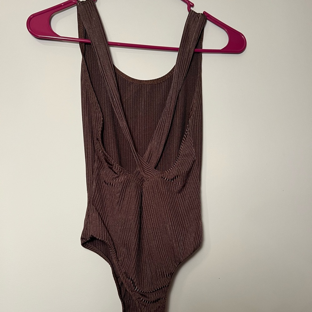 Nasty Gal Tank bodysuit bronze gold shimmer size 4 sleeveless